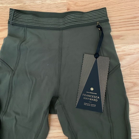 Lululemon Principle Dancer Golden Lining Tight ‘28 - Picture 2 of 2